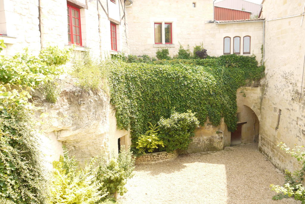 Troglodyte De La Fosse Hotel Meigné Esterno foto